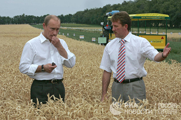 20 năm cầm quyền và những bức ảnh đậm chất Putin - 8