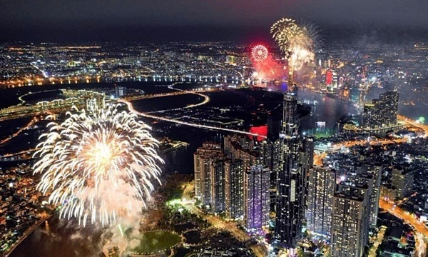 Ngày cuối năm: Lưu ngay địa điểm countdown cực chất đón năm mới 2020 - 2