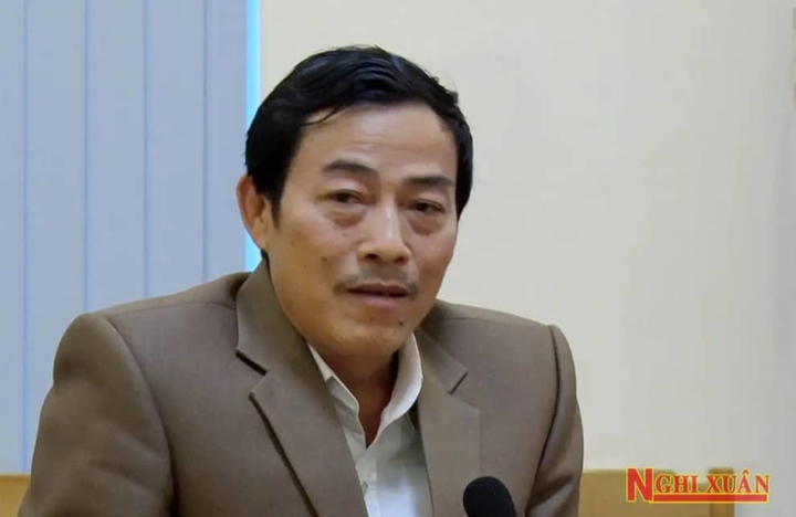 Xin nghỉ việc sau sáp nhập, Bí thư xã ở Hà Tĩnh được nhận 760 triệu đồng - 2