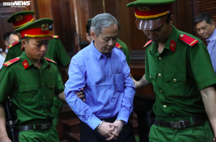Ông Nguyễn Hữu Tín lĩnh 7 năm tù - 1