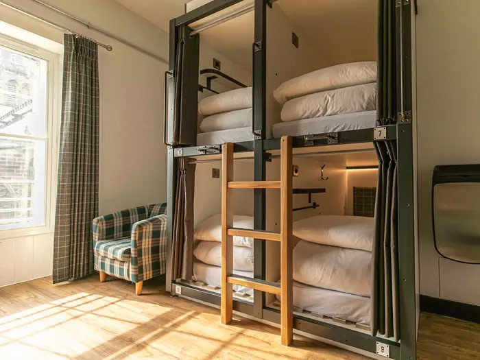 Bỏ 60 USD/đêm trải nghiệm không gian đặc biệt của nhà tù ở Scotland - 3