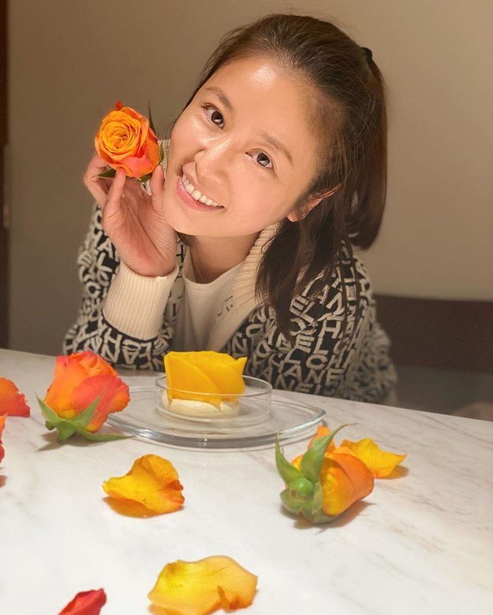 Lâm Tâm Như, Dương Mịch, Tiêu Chiến và loạt sao Hoa ngữ chúc mừng năm mới 2020 - 1