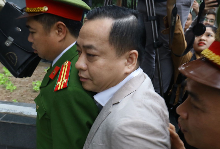 Xét xử Vũ 'nhôm': Toà sẽ mời Chủ tịch Đà Nẵng Huỳnh Đức Thơ nếu cần - 3