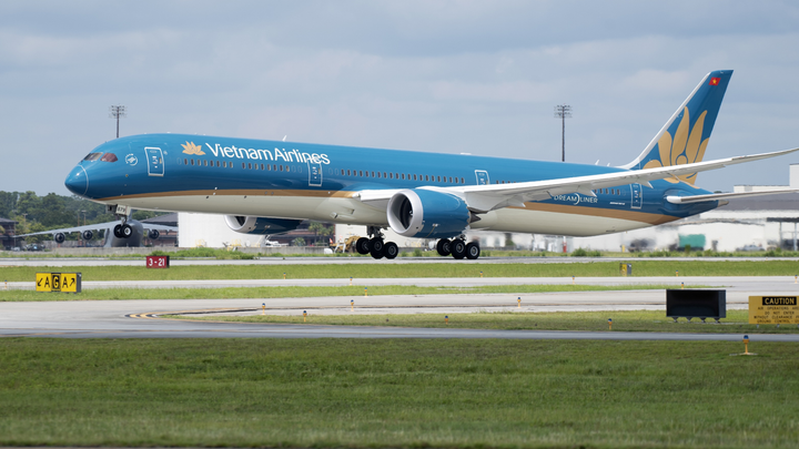 Mỹ cấp phép cho Vietnam Airlines mở rộng hợp tác liên danh với Delta Air Lines - 1