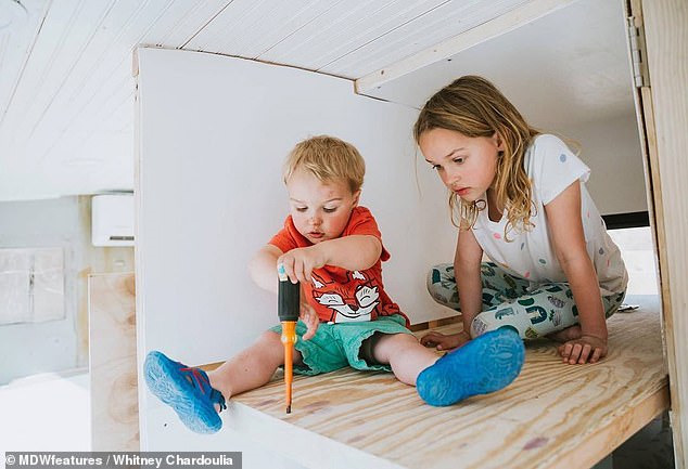  Khám phá bên trong ngôi nhà di động siêu tiện nghi giá chưa đến 800 triệu đồng - 9