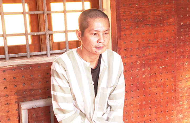 Uống thuốc sâu tự tử bất thành, gã đàn ông chém vợ bị khởi tố - 1