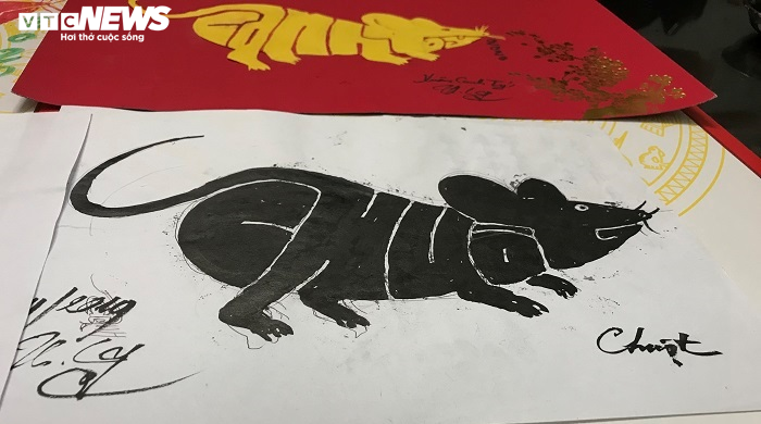 Độc đáo chữ Canh Tý mang hình dáng cầu thủ U23 Việt Nam qua bàn tay 'ông đồ đất Cảng' - 11