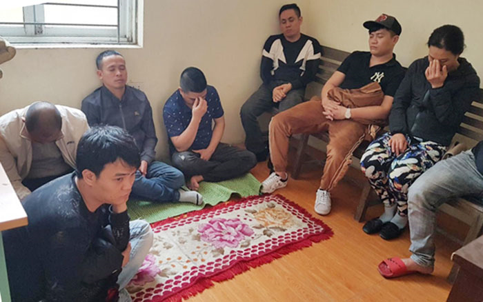 Chở hàng chục 'con bạc' ra giữa sông ở Hải Dương để sát phạt - 1