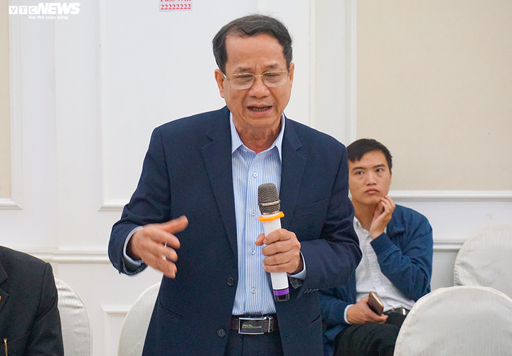 Nguồn cung thịt lợn giảm được dự báo từ đầu năm, sao vẫn để giá tăng cao? - 1