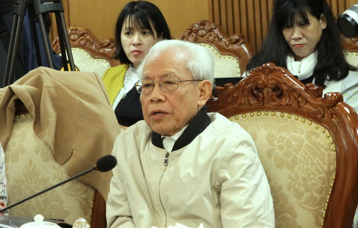 Đối thoại gay gắt về sách Công nghệ giáo dục: Bộ GD&ĐT đề xuất sửa, GS Hồ Ngọc Đại nói không - 2