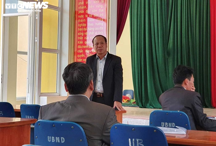 Hơn 1.000 gốc đào bị bụi làm đường phủ trắng: Chủ đơn vị thi công chỉ 'ủng hộ' 20 triệu đồng - 2