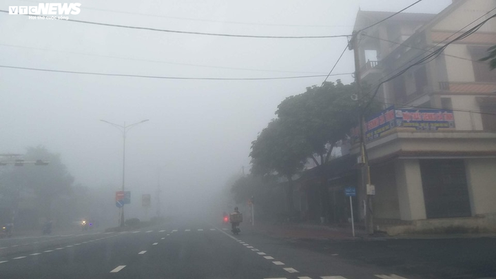 Hà Tĩnh chìm trong sương mù dày đặc - 8