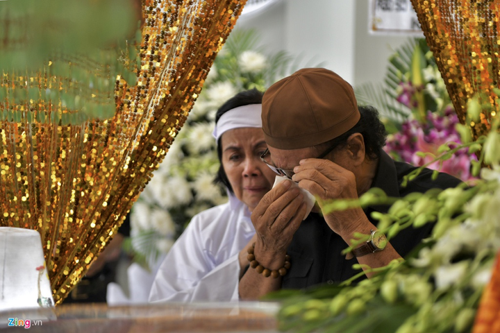 Đạo diễn Lê Cung Bắc: ‘Chánh Tín mới dặn tôi có quay gì thì gọi em' - 2