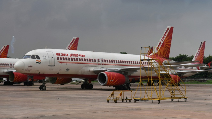 Hành khách 'làm loạn' vì bị nhốt hàng giờ trên chuyến bay của Air India - 1