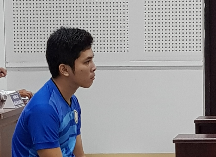 Hiếp dâm chủ tiệm tạp hóa, nam thanh niên lĩnh 2 năm tù - 1