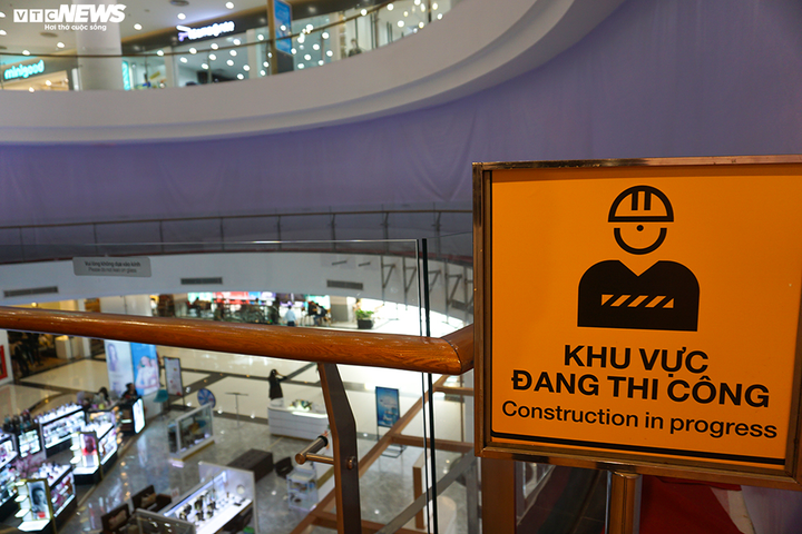 Ảnh: Lộ diện cửa hàng Uniqlo đầu tiên tại Hà Nội, lớn bậc nhất Đông Nam Á - 2