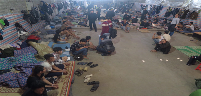 Hơn 100 chiến sĩ triệt phá ổ nhóm 60 con nghiện bảo kê vận chuyển hàng hóa biên giới Lào Cai - 2