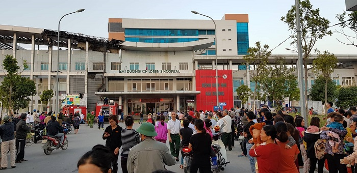 Cháy Bệnh viện Nhi Hải Dương, hàng trăm người nhà, bệnh nhi hoảng loạn - 2