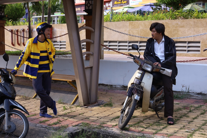 Trấn Thành mang câu chuyện tài xế xe ôm vào Web drama 'Bố già' - 3