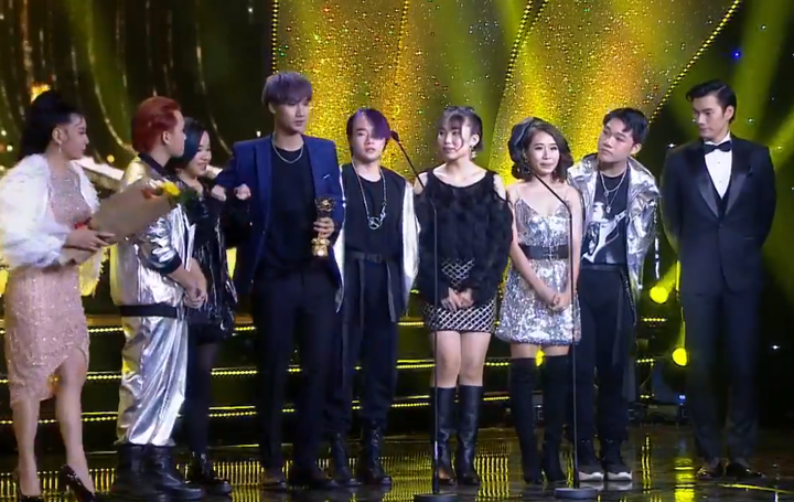 'Chuyện tình Khau Vai' của Tổng giám đốc Đài tiếng nói Việt Nam thắng giải 'Mai Vàng 2019' - 8