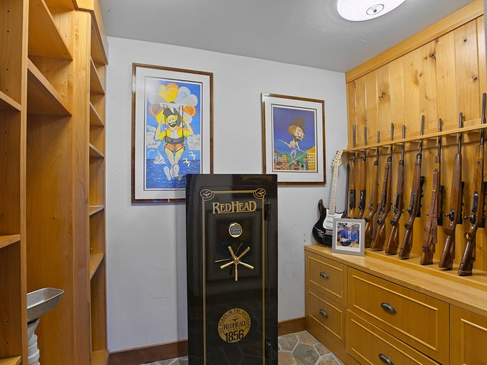 Bên trong ngôi nhà gỗ lớn bậc nhất nước Mỹ giá gần 200 tỷ đồng - 7