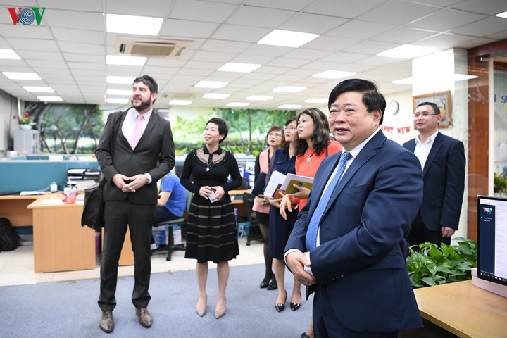 Tổng Giám đốc VOV tiếp Trưởng Đại diện UNESCO tại Việt Nam - 14