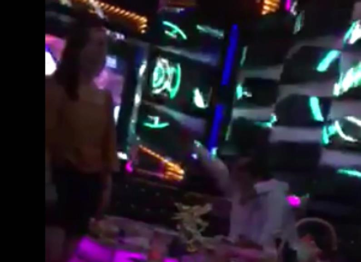 Đắk Lắk xử lý lãnh đạo viện kiểm sát đi hát karaoke trong giờ làm - 1