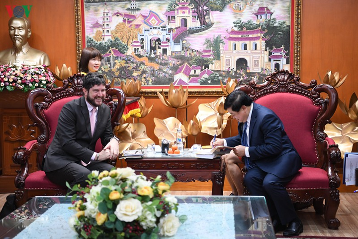 Tổng Giám đốc VOV tiếp Trưởng Đại diện UNESCO tại Việt Nam - 9