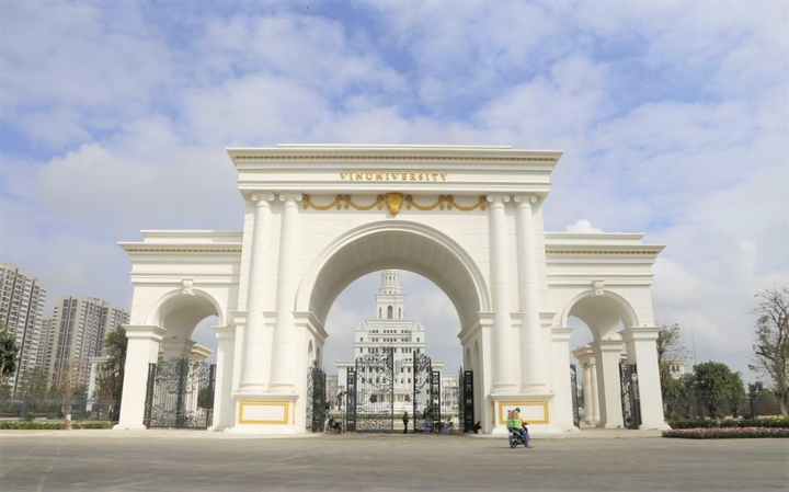 Choáng ngợp VinUni - đại học được đầu tư 6.500 tỷ đồng, không khác gì lâu đài tráng lệ - 1