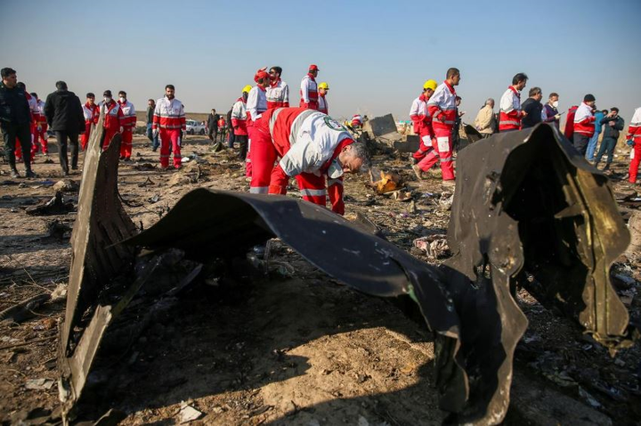 Máy bay Ukraine rơi ở Iran khiến 176 người chết: Thông tin điều tra ban đầu - 1