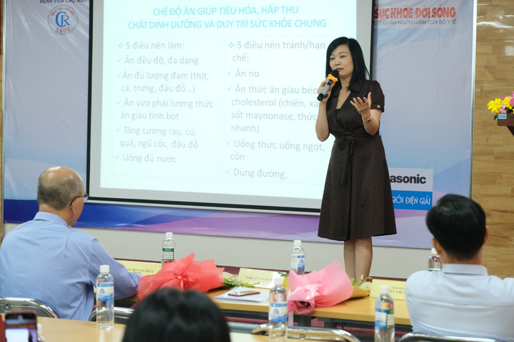 Bác sĩ chuyên khoa tiêu hóa BV Chợ Rẫy nhận định về nước ion kiềm - 2