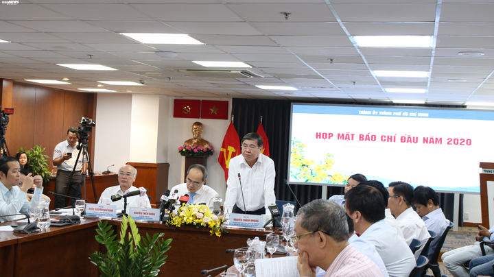 Chủ tịch TP.HCM: Cố gắng đền bù cho dân Thủ Thiêm trong quý I/2020 - 1