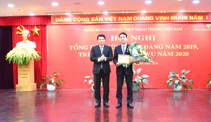 Đảng bộ Vietcombank tổ chức hội nghị tổng kết công tác Đảng năm 2019 - 4