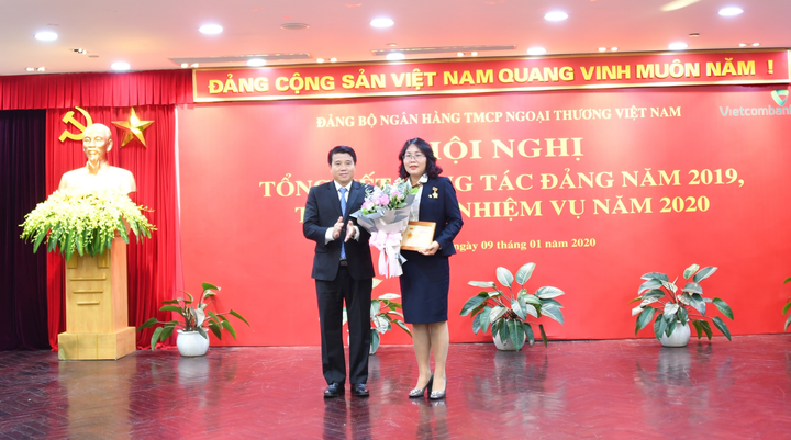 Đảng bộ Vietcombank tổ chức hội nghị tổng kết công tác Đảng năm 2019 - 5