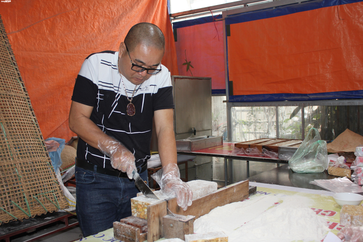 Đượm vị Tết trong bánh ngũ sắc Thị Cầu - 5