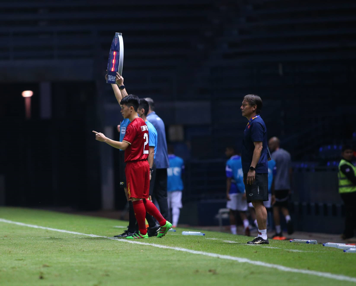 U23 Việt Nam 0-0 U23 UAE: Nỗi lo hàng thủ và tin vui từ Đình Trọng, Tiến Dũng - 4