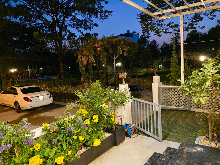 Không gian biệt thự sang trọng có sân vườn, hồ bơi đẹp mắt của nghệ sĩ Trịnh Kim Chi - 3