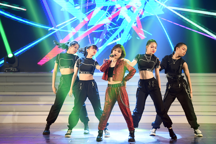 Nguyễn Ngọc Anh giành giải Nhất 'Giọng hát hay tiếng Hàn Quốc - VOV 2019' - 4