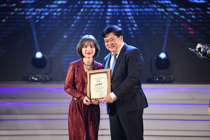 Nguyễn Ngọc Anh giành giải Nhất 'Giọng hát hay tiếng Hàn Quốc - VOV 2019' - 5