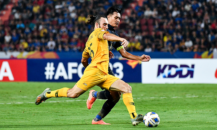 HLV Australia: 'Đáng lẽ phải thắng Thái Lan đậm hơn' - 1