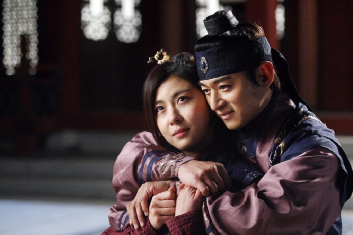 Trước khi vướng bê bối tình dục, Joo Jin Mo của 'Hoàng hậu Ki' đẹp thế nào trên phim? - 10