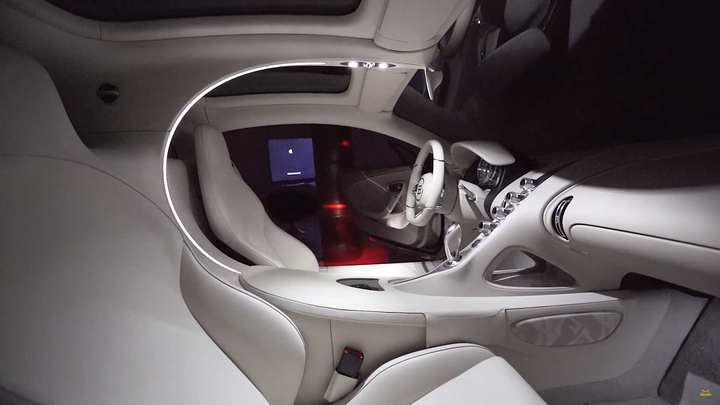 Khi siêu xe kết hợp với thời trang sang chảnh - 9