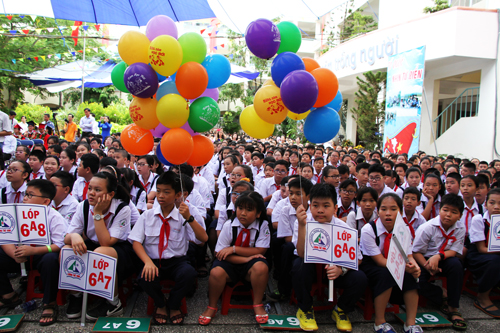 Học sinh nghỉ Tết Nguyên đán dài ngày, cha mẹ đau đầu tìm phương án trông con - 1