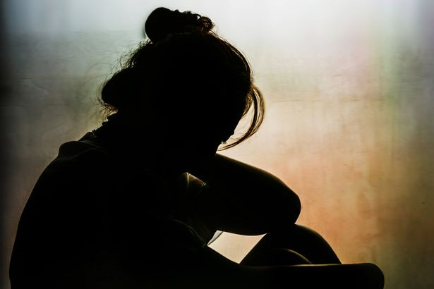 Bác sĩ kiếm bộn tiền nhờ dịch vụ vá màng trinh - 2