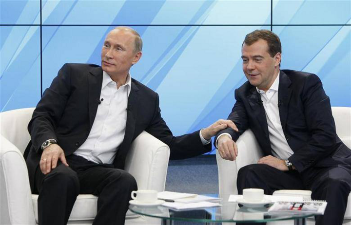 Thủ tướng Medvedev và toàn bộ Chính phủ Nga từ chức - 2