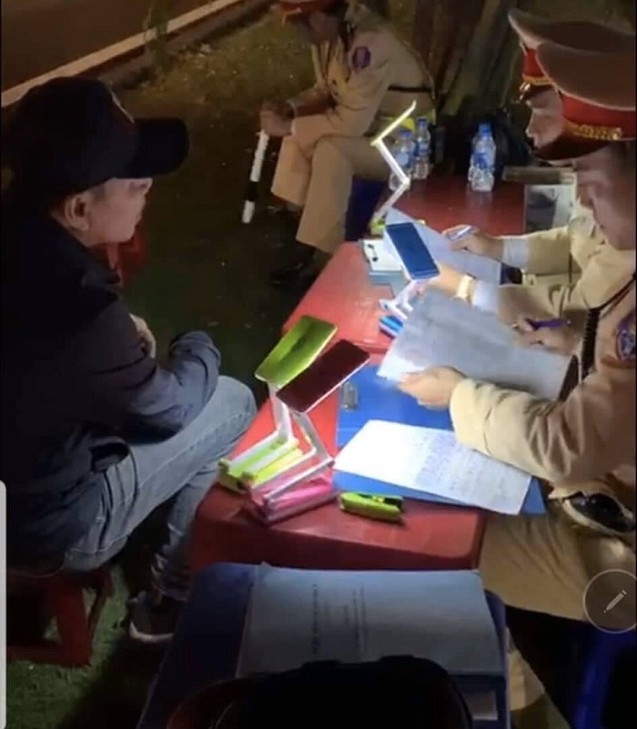 Phạt 35 triệu đồng tài xế xe cấp cứu say xỉn ở Hải Phòng - 1