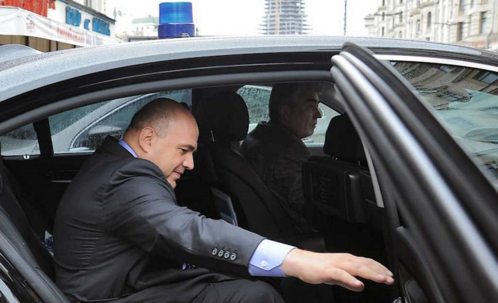 Ông Putin muốn duy trì quyền lực và nước Nga cần Putin! - 3