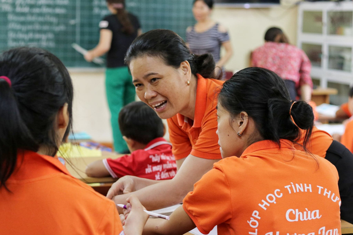 Nữ công dân thủ đô ưu tú và hành trình 12 năm 'gieo chữ' cho trẻ em khuyết tật - 2