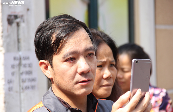 Ảnh: Người thân, chiến sĩ khóc nghẹn tiễn đưa 3 liệt sĩ hy sinh ở Đồng Tâm về nơi an nghỉ cuối cùng - 17