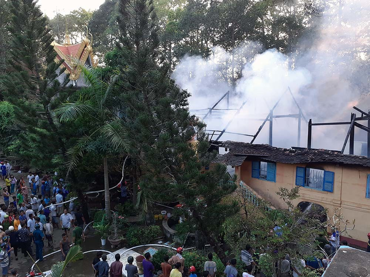 'Bà hỏa' thiêu rụi tăng xá nghìn năm tuổi của chùa cổ miền Tây - 3